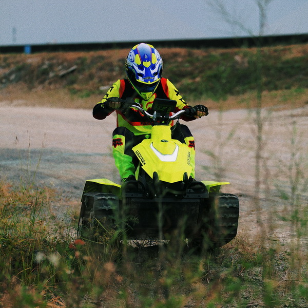 Etv-8 Electric Dual-Track Snowmobile Cocog kanggo Kegiyatan Outdoor Off-Road